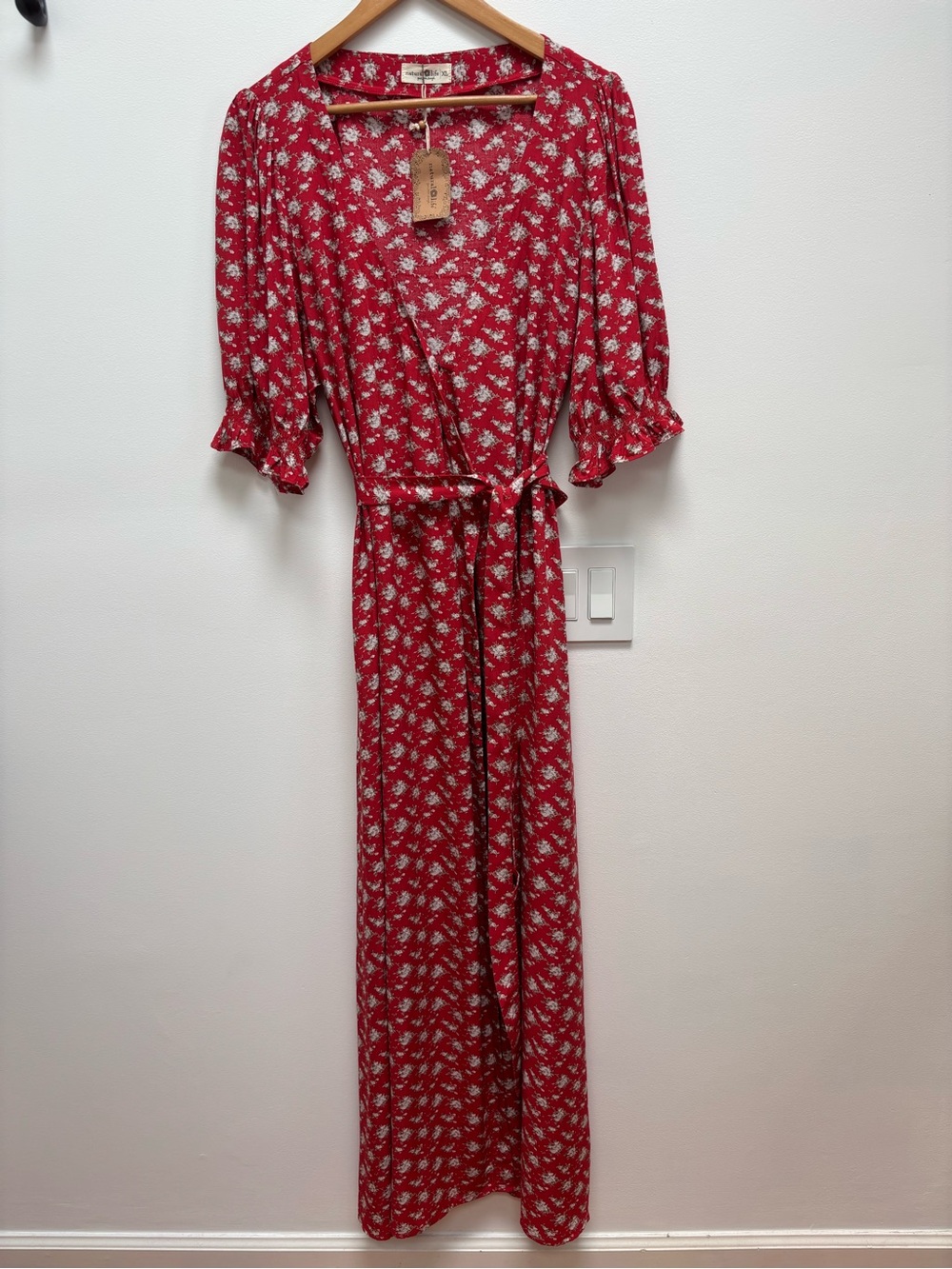 Natural Life The Sophia Wrap Maxi Dress in Red Floral XL - Picture 3 of 9